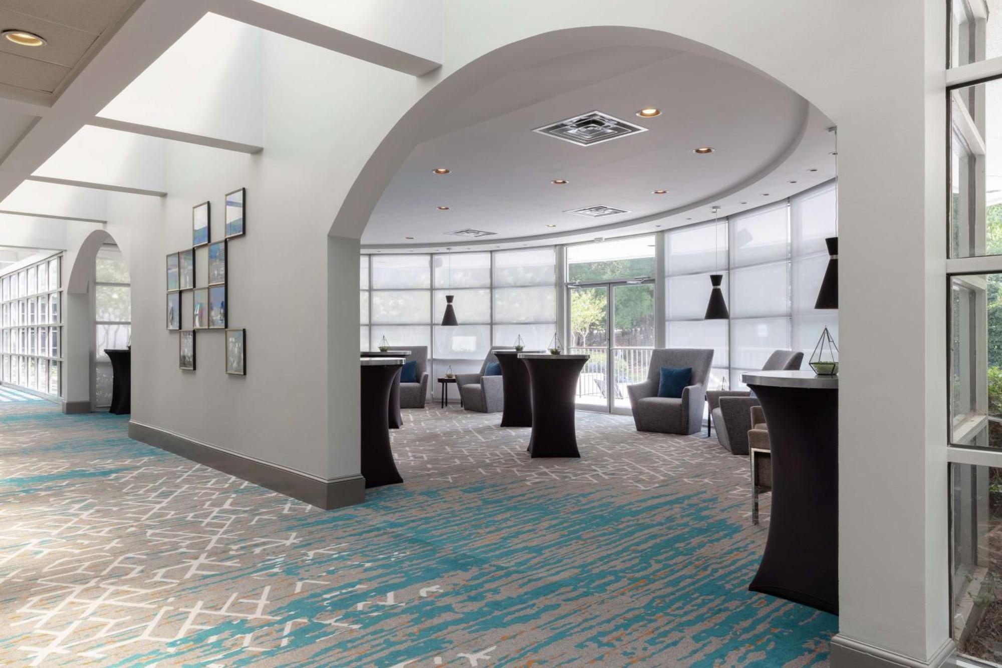 Готель Doubletree Birmingham Perimeter Park Екстер'єр фото