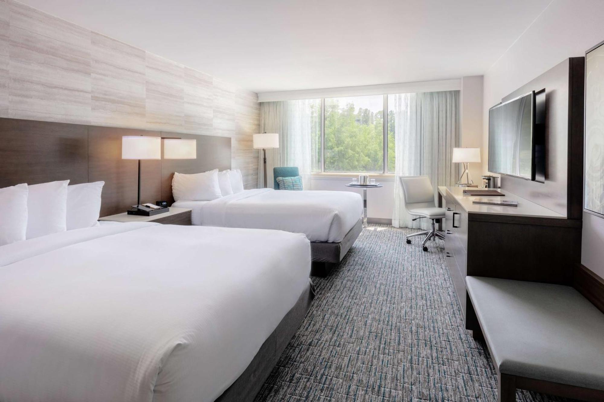 Готель Doubletree Birmingham Perimeter Park Екстер'єр фото