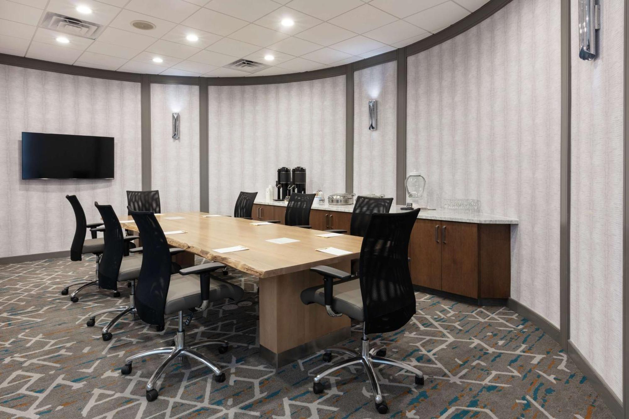 Готель Doubletree Birmingham Perimeter Park Екстер'єр фото