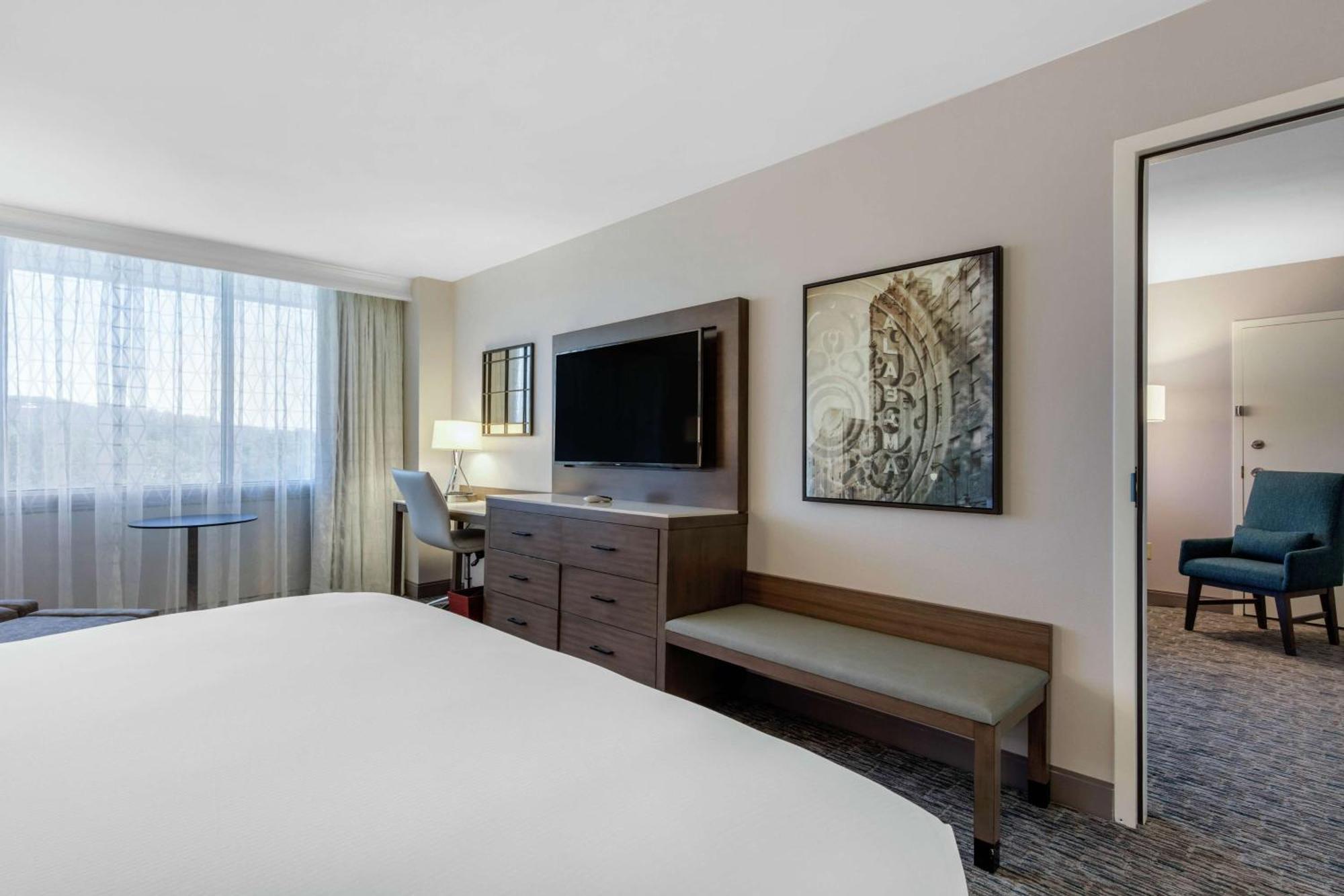 Готель Doubletree Birmingham Perimeter Park Екстер'єр фото