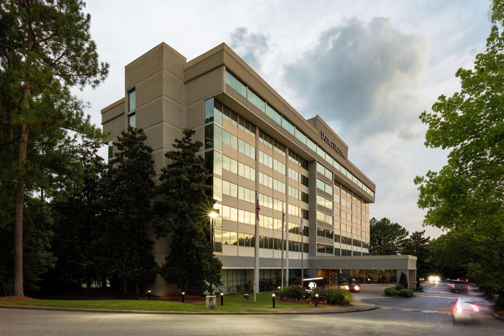 Готель Doubletree Birmingham Perimeter Park Екстер'єр фото