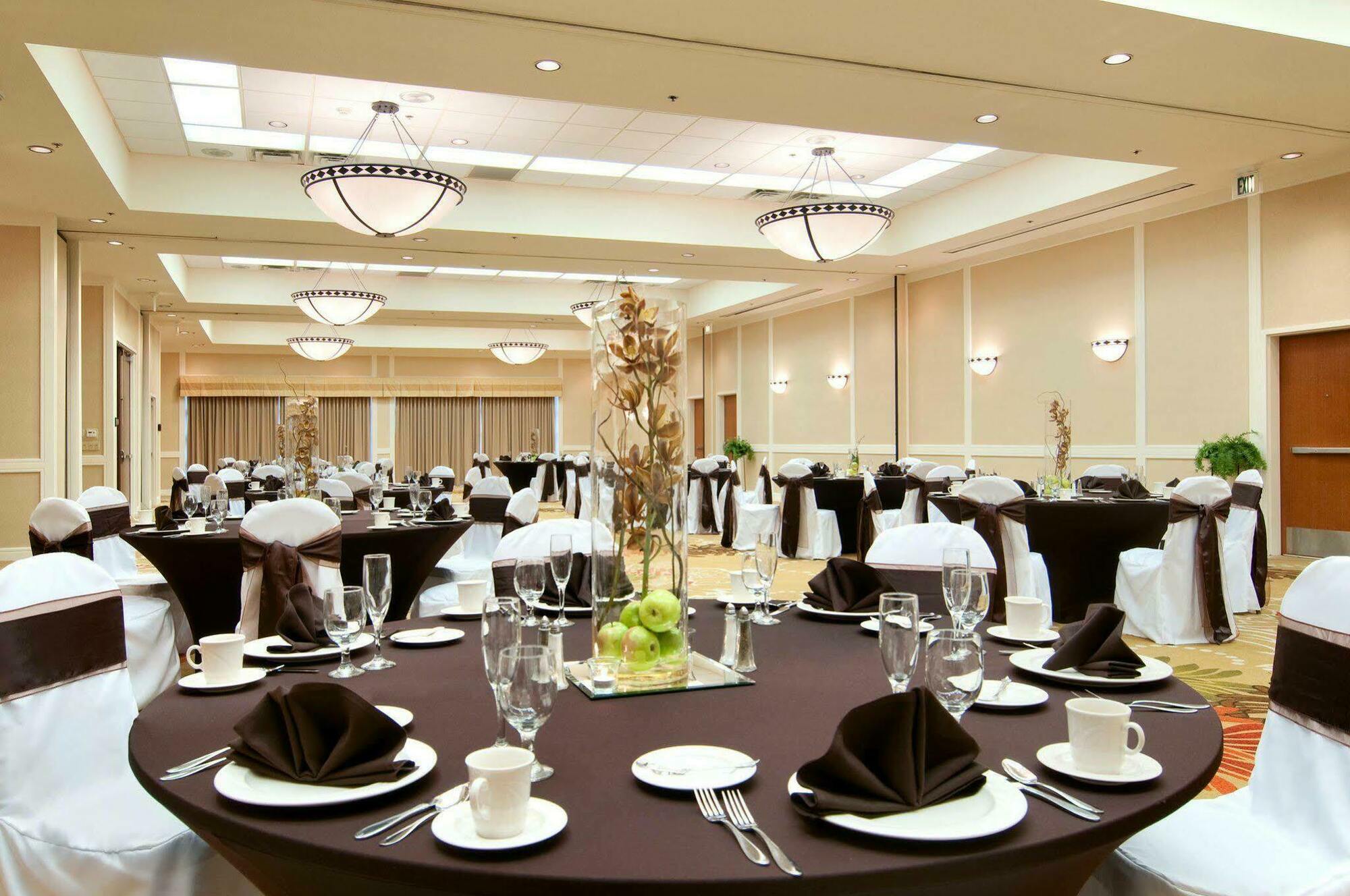 Готель Doubletree Birmingham Perimeter Park Екстер'єр фото