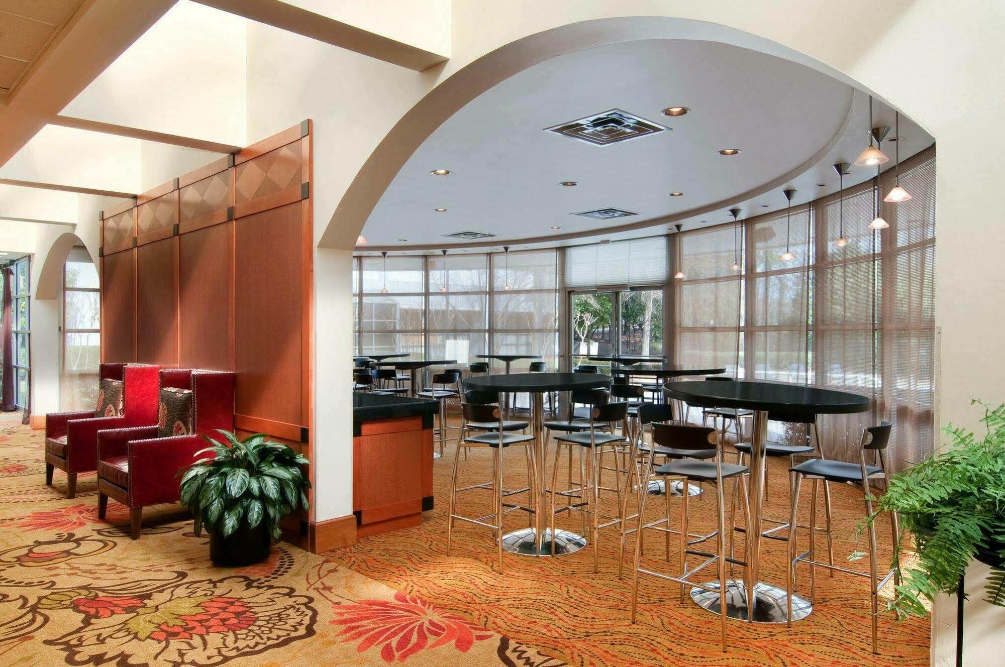Готель Doubletree Birmingham Perimeter Park Екстер'єр фото